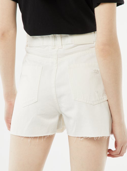 Calções de ganga com rasgões e acabamentos a cru - Kiabi