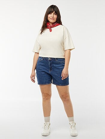 Calções de ganga de cintura subida com 5 bolsos