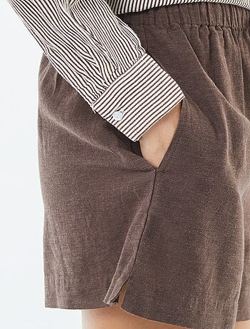 Calções de linho misturado