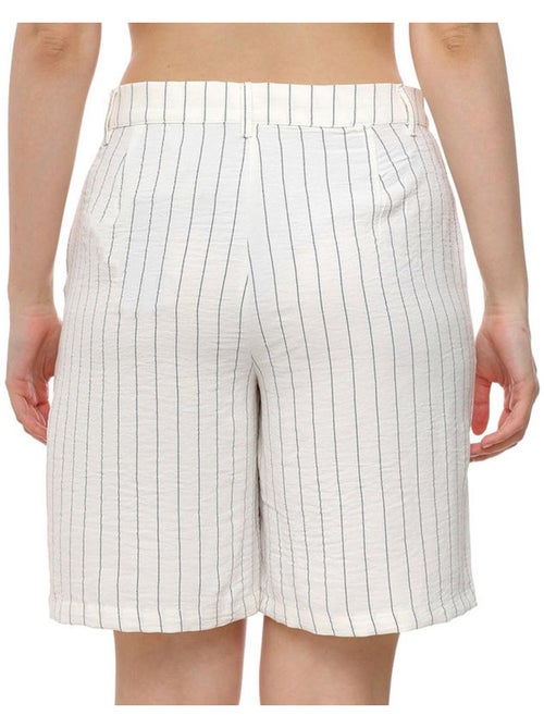 Calções écru vero moda emma para mulher - Kiabi Calções écru vero moda emma para mulher - Kiabi