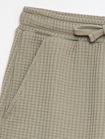 Calções em malha waffle