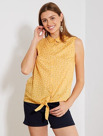 Calções em sarja com braguilha com botões - Kiabi