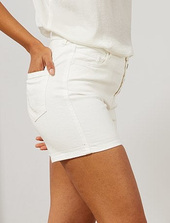 Calções em sarja com braguilha com botões - Kiabi