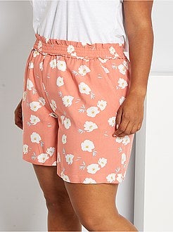 Calções fluidos com estampado 'flores' - Kiabi
