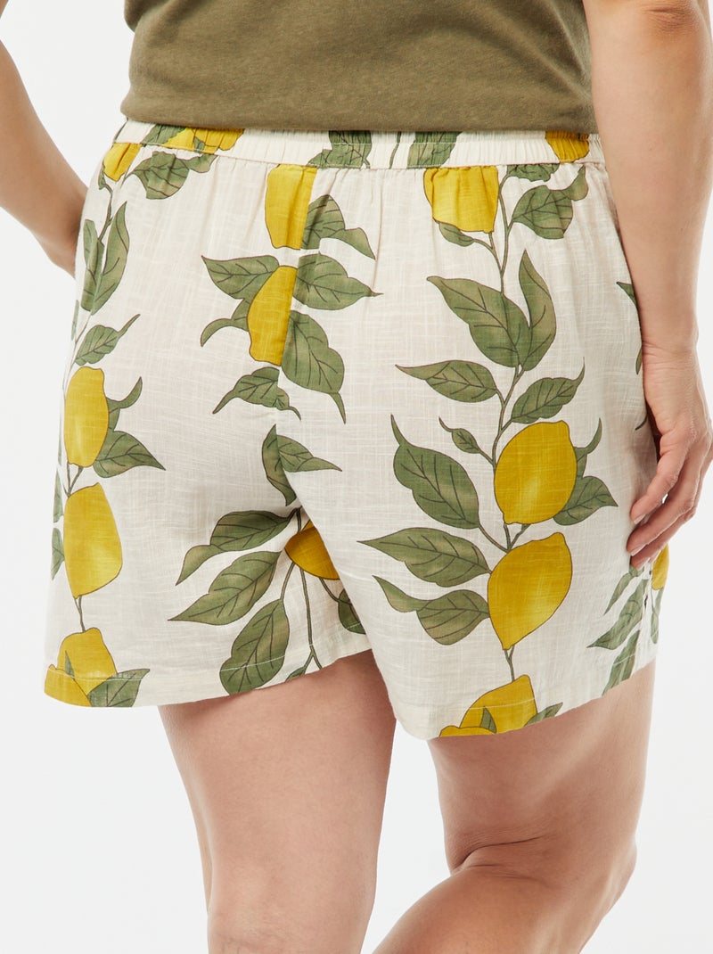 Calções largas com estampado 'limões' Bege - Kiabi