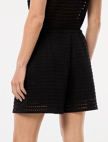 Calções largos em malha de croché