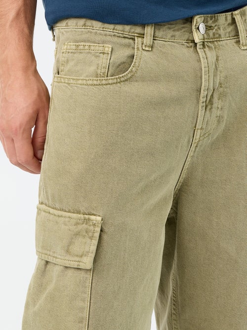 Calções lisos com vários bolsos - Kiabi Calções lisos com vários bolsos - Kiabi