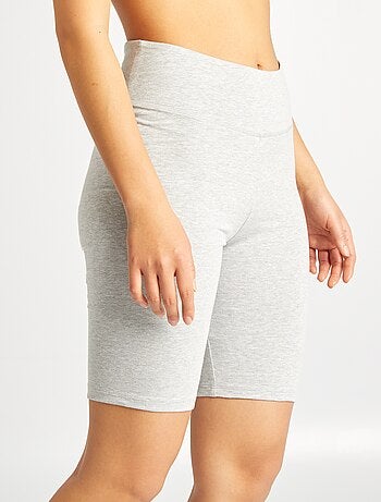 Calções tipo ciclista