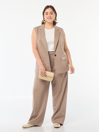 Calções wide leg com cintura subida