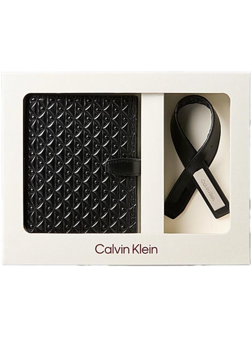 Calvin Klein Jeans - Conjunto de Viagem Masculino: Porta-passaporte e Etiqueta de Bagagem Pretos - Kiabi Calvin Klein Jeans - Conjunto de Viagem Masculino: Porta-passaporte e Etiqueta de Bagagem Pretos - Kiabi