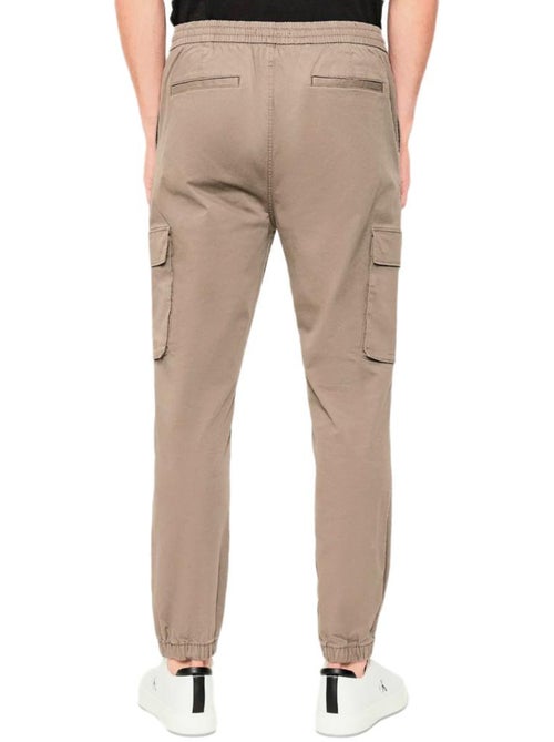 Calvin klein jeans calças jogger skinny bege para homem - Kiabi Calvin klein jeans calças jogger skinny bege para homem - Kiabi