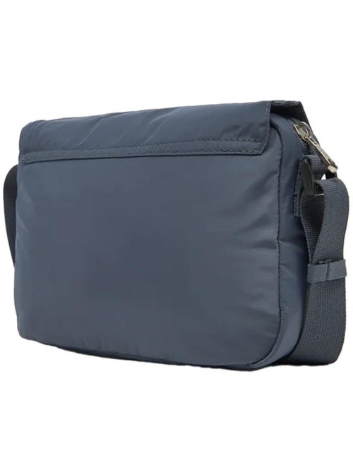Calvin Klein Jeans Sacoche Desportiva Marinha para Homem - Kiabi Calvin Klein Jeans Sacoche Desportiva Marinha para Homem - Kiabi
