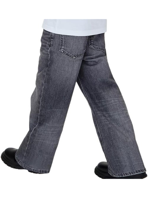 Calvin Klein Jeans Skater: Calças Baggy Cinzentas para Rapaz - Kiabi Calvin Klein Jeans Skater: Calças Baggy Cinzentas para Rapaz - Kiabi