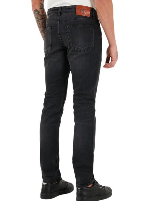 Calvin klein jeans slim aspen para homem - preto - Kiabi Calvin klein jeans slim aspen para homem - preto - Kiabi
