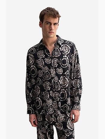Camisa abotoada com padrão abstrato giesto