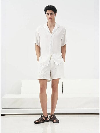 Camisa abotoada de manga curta giesto