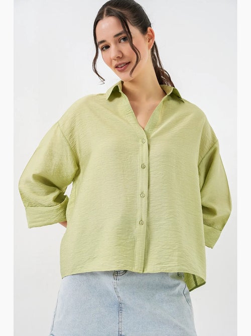 Camisa abotoada em tecido texturizado bdart - Kiabi Camisa abotoada em tecido texturizado bdart - Kiabi