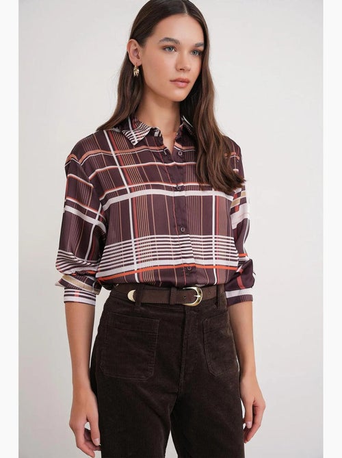 Camisa acetinada aos quadrados com botões mixray - Kiabi Camisa acetinada aos quadrados com botões mixray - Kiabi