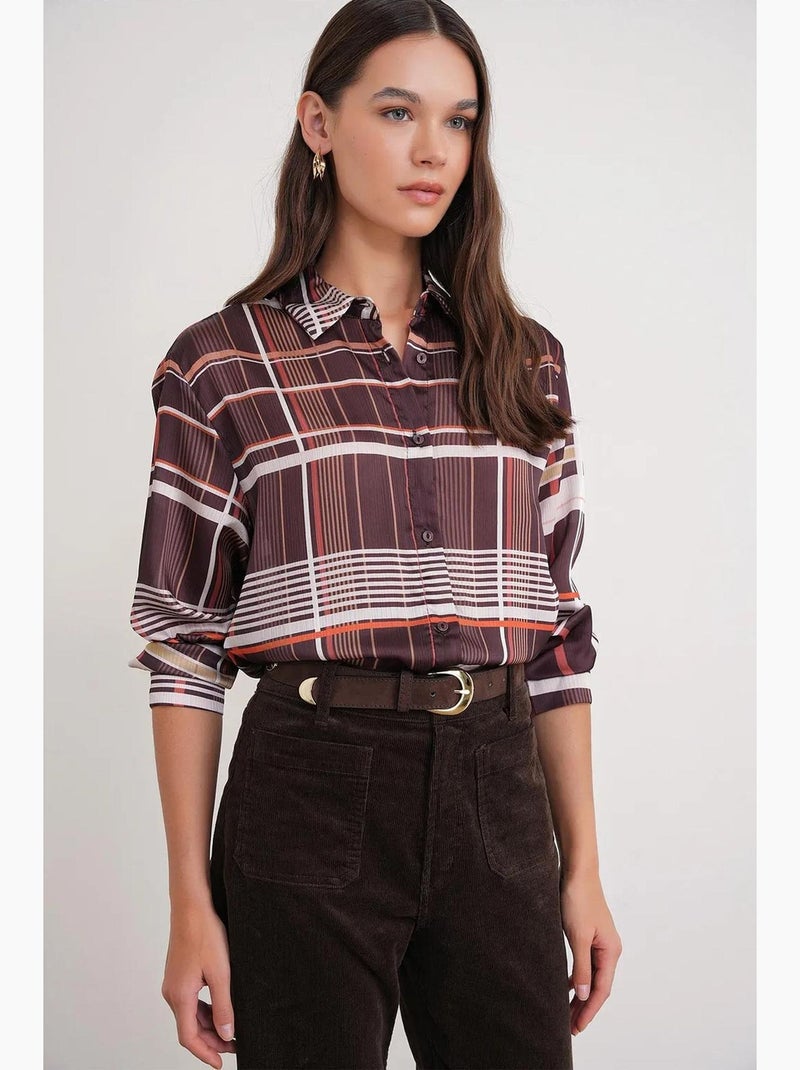 Camisa acetinada aos quadrados com botões mixray Castanho-claro - Kiabi