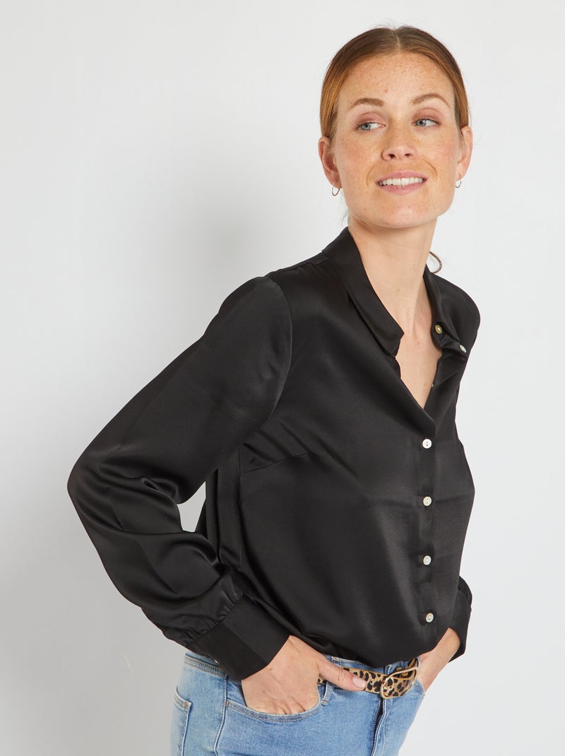 Camisa acetinada com colarinho italiano Preto - Kiabi