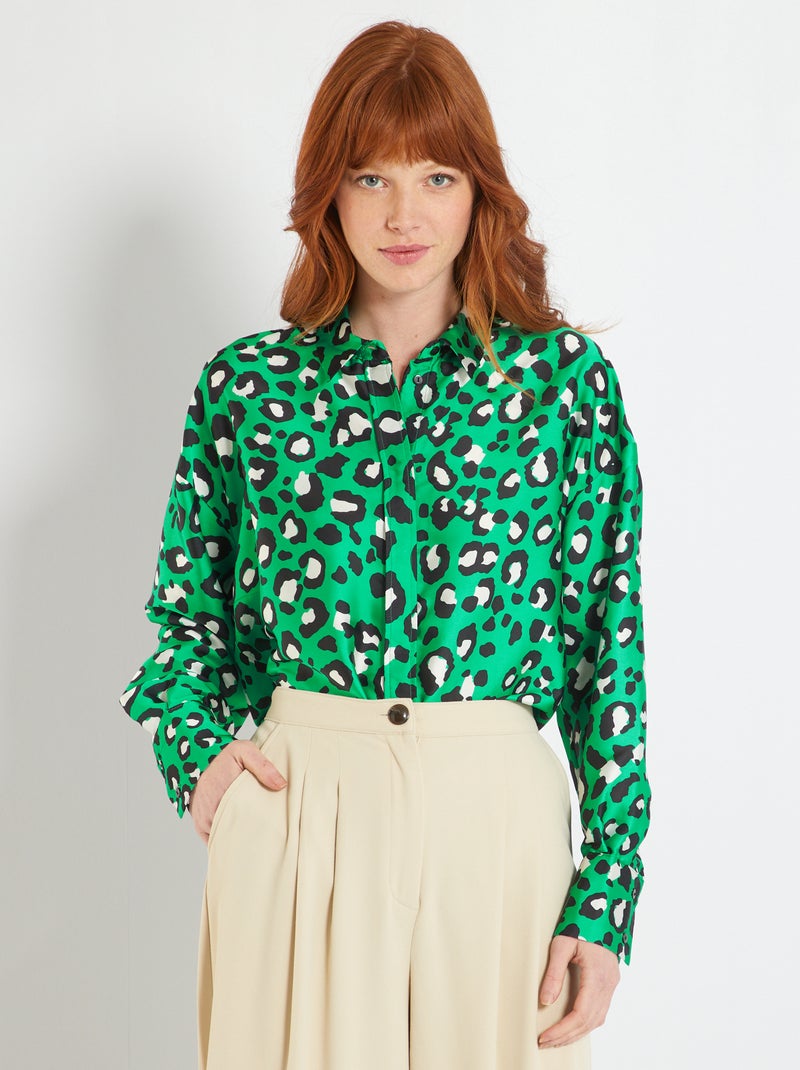 Camisa acetinada com estampado 'leopardo' VERDE - Kiabi