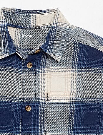 Camisa aos quadrados - coleção fácil de vestir
