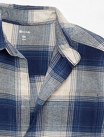 Camisa aos quadrados - coleção fácil de vestir