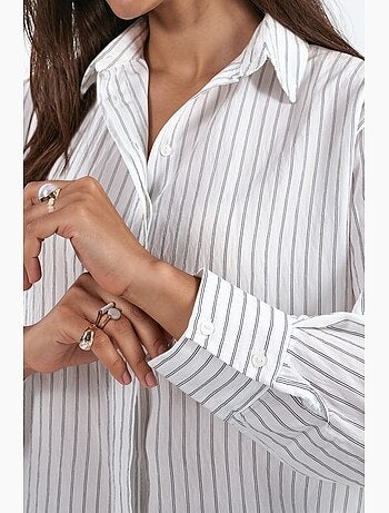 Camisa às riscas casual com botões busem