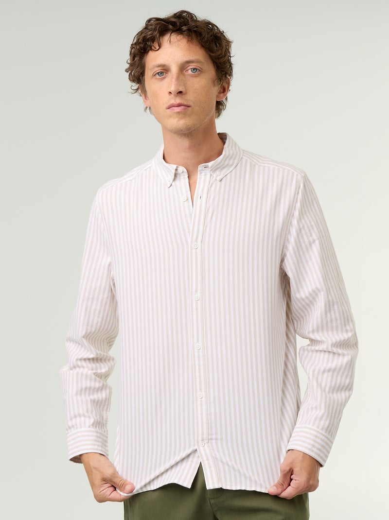 Camisa às riscas com colarinho abotoado Bege - Kiabi