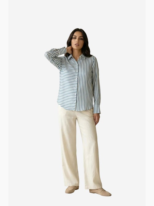 Camisa às riscas de manga comprida com abotoamento frontal my fashion - Kiabi Camisa às riscas de manga comprida com abotoamento frontal my fashion - Kiabi