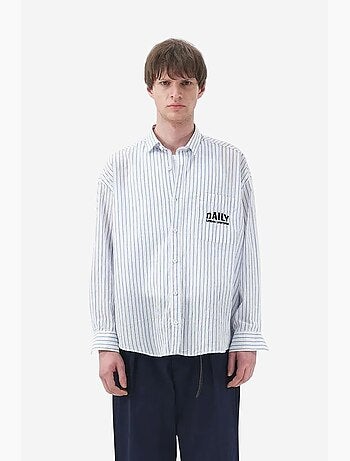 Camisa às riscas de manga comprida com bordado giesto