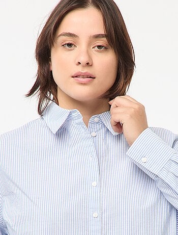 Camisa às riscas de manga comprida com bordados