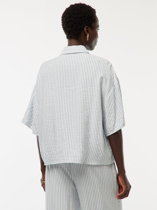 Camisa às riscas de manga curta - Kiabi