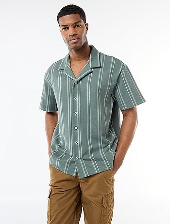 Camisa às Riscas de Manga Curta