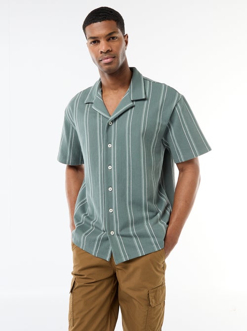 Camisa às Riscas de Manga Curta - Kiabi