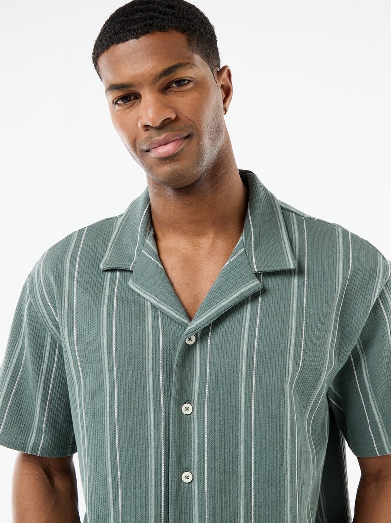 Camisa às Riscas de Manga Curta Azul - Kiabi