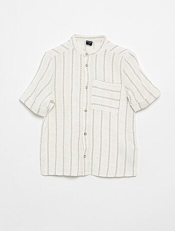 Camisa às riscas de manga curta