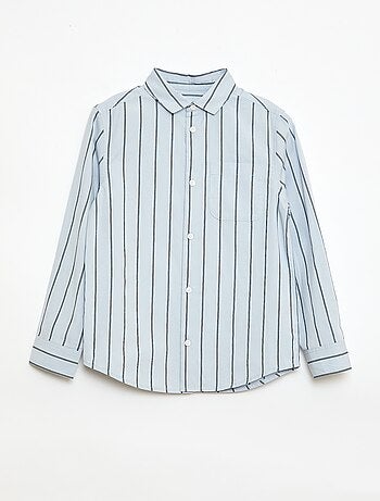 Camisa às riscas em algodão com bolso no peito