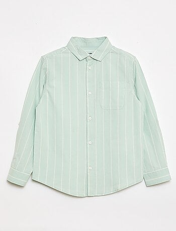 Camisa às riscas em algodão com bolso no peito