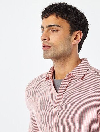 Camisa às riscas em seersucker
