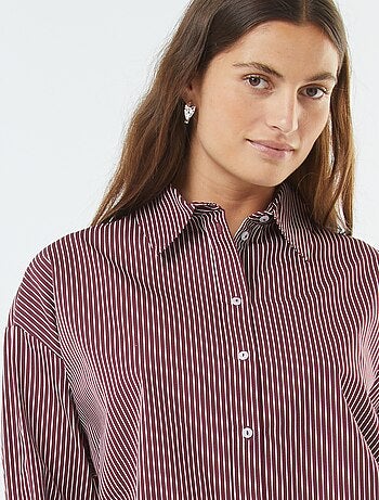 Camisa às riscas oversize em popelina