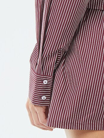 Camisa às riscas oversize em popelina