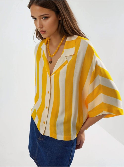 Camisa às riscas relaxed fit com abotoamento busem - Kiabi