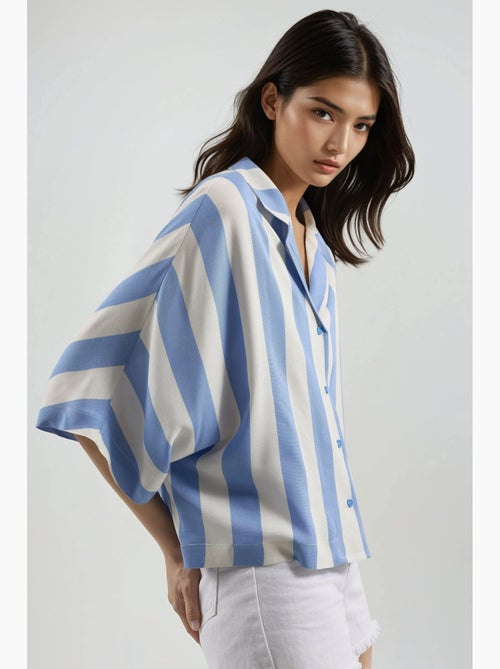 Camisa às riscas relaxed fit com abotoamento busem - Kiabi