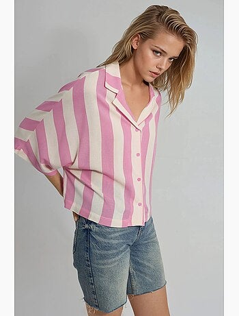 Camisa às riscas relaxed fit com abotoamento busem
