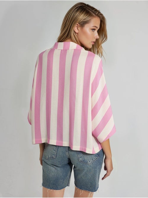 Camisa às riscas relaxed fit com abotoamento busem - Kiabi Camisa às riscas relaxed fit com abotoamento busem - Kiabi