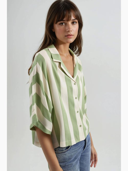 Camisa às riscas relaxed fit com abotoamento busem - Kiabi