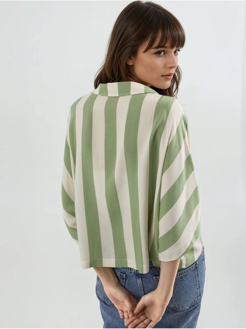 Camisa às riscas relaxed fit com abotoamento busem - Kiabi