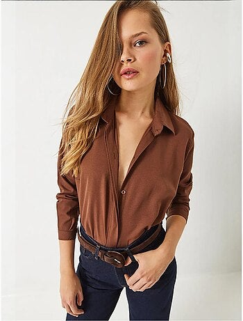Camisa básica regular fit lucci