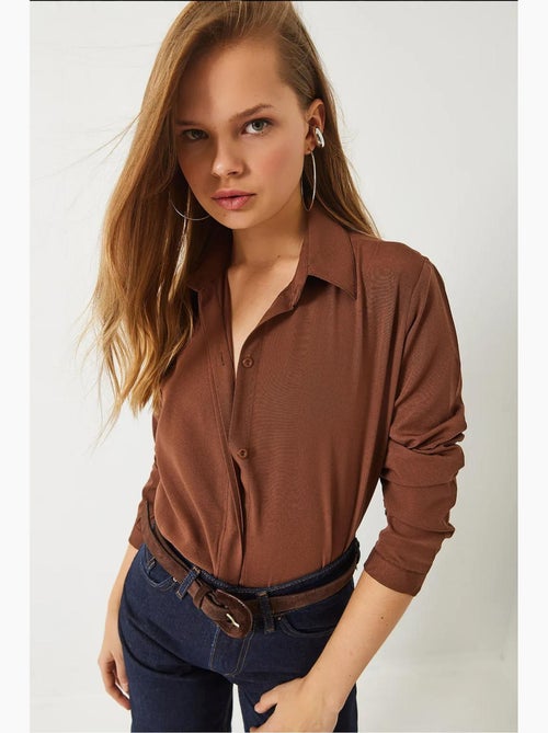 Camisa básica regular fit lucci - Kiabi Camisa básica regular fit lucci - Kiabi